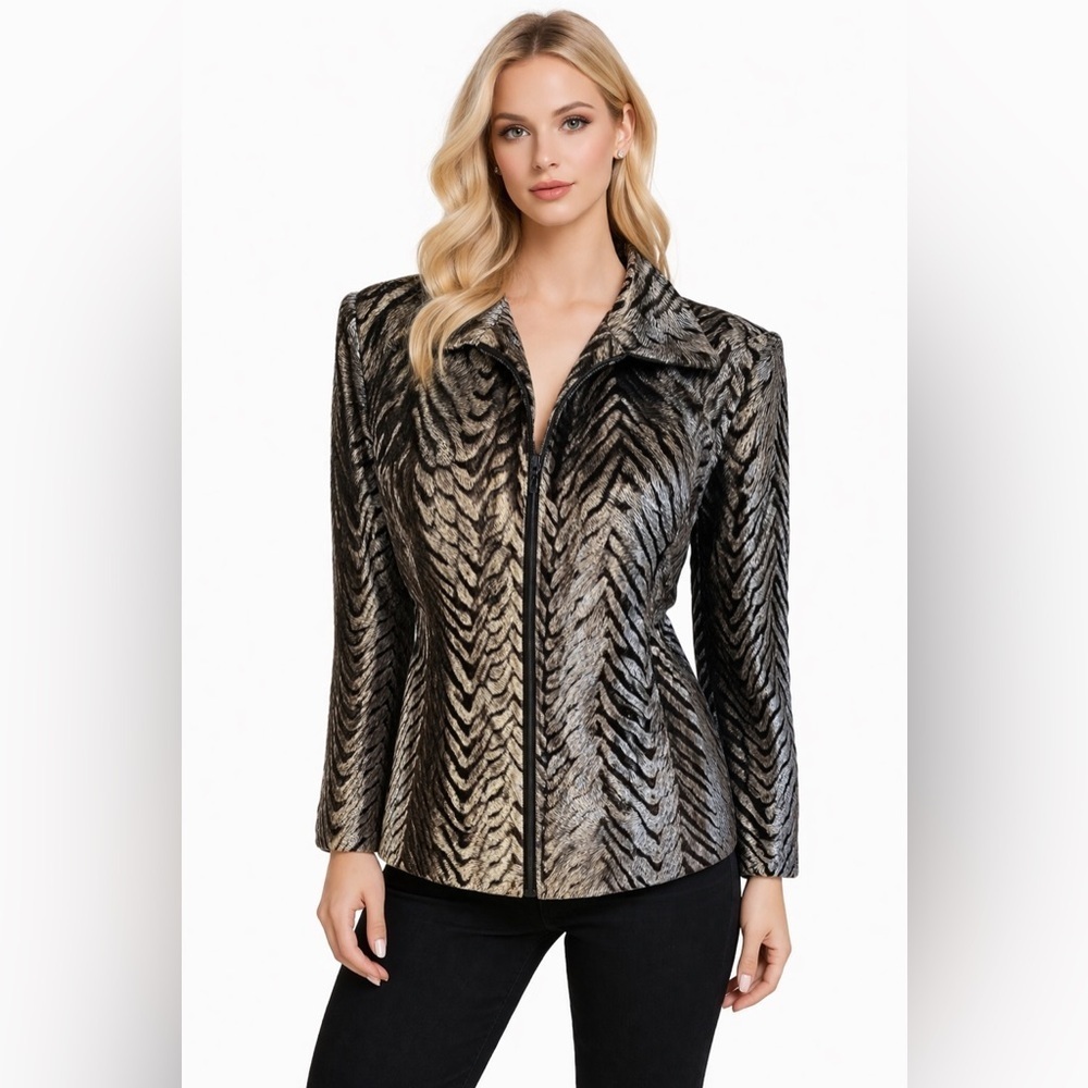 Giancarlo Ferrari Women’s Jacket Size 8 Black/gray Lined Front Zip Velour Soft